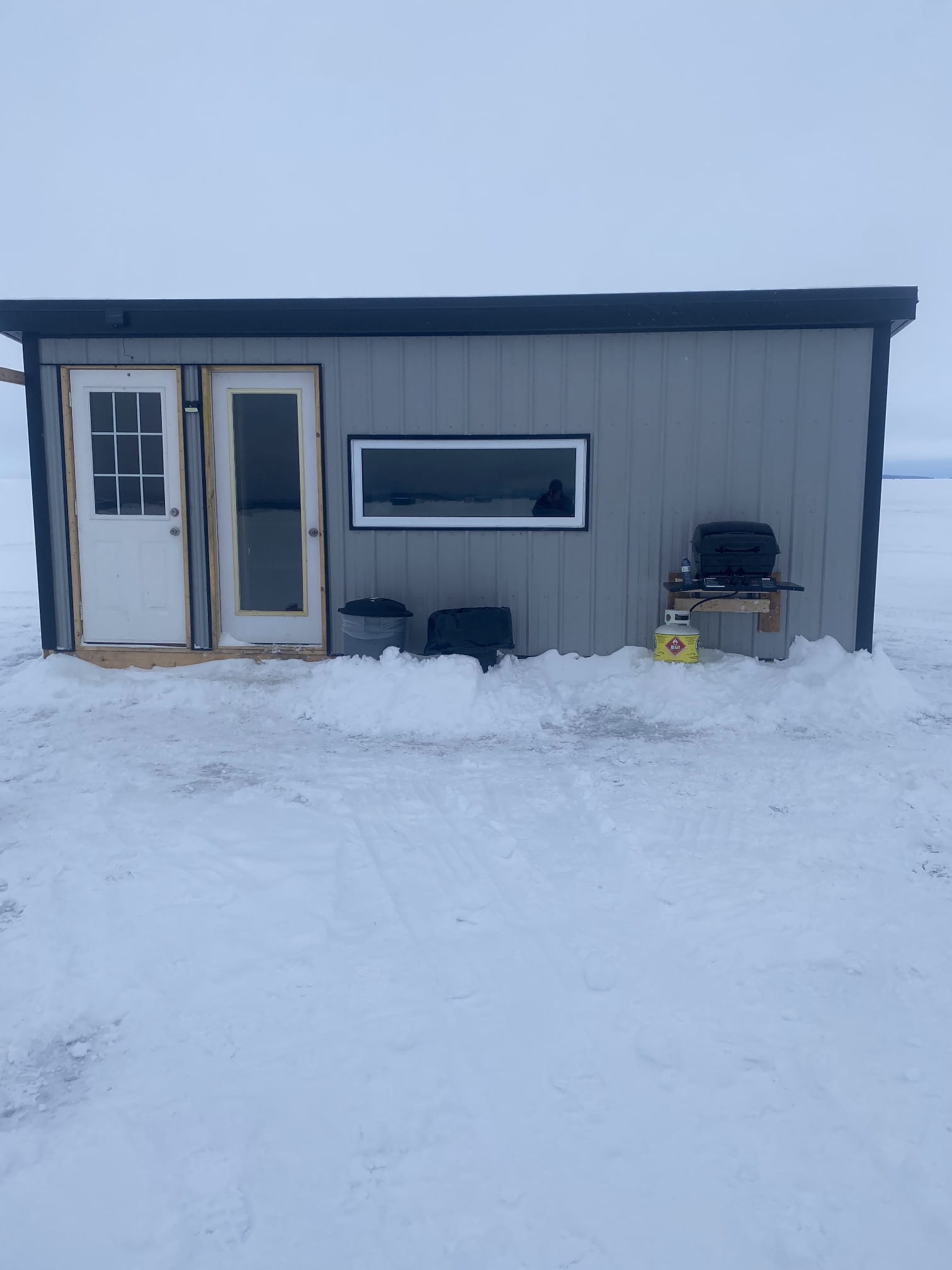 Gallery Image 5 Ice Shack